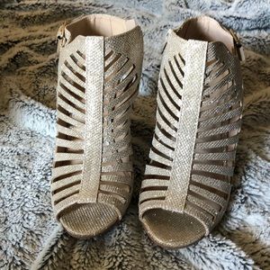 Women’s sparkle dress heels